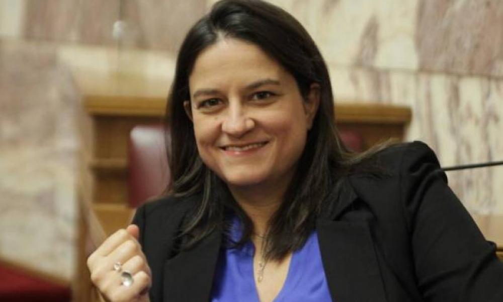 Νίκη Κεραμέως: Στη Σίφνο η υπουργός Παιδείας για το Πάσχα