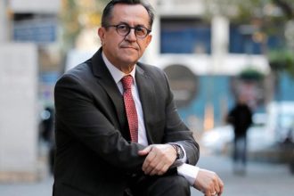 Νικολόπουλος: Δουλειές σε εργολάβους και ιδιώτες η δημοτική αρχή Πελετίδη