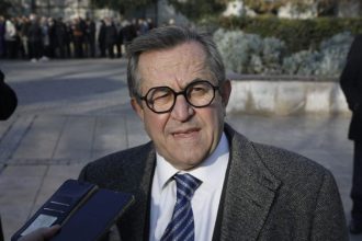 Νίκος Νικολόπουλος: Δεν εννοώ στον παρόντα πολιτικό χρόνο να διευκολύνω το ''κουβάλημα νερού στον μύλο