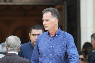 Ο Νίκος Παπανδρέου στηρίζει Γερουλάνο