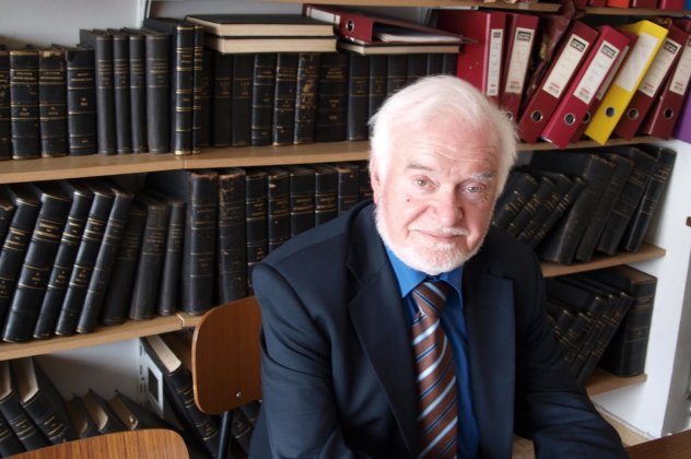 Ιδού τι τρώμε και με την βούλα της Ε.Ε.