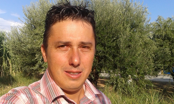 Απτά Πολιτικά, οικιακά, ιατρικά, και επίκαιρα