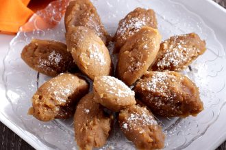 Χαλβάς αλευρίσιος κουταλιστός