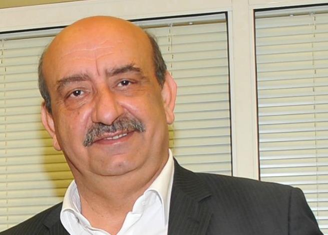 Μετά το «Βραβείο Πολιτικού Θράσους» έρχεται το «μαύρισμα» της κάλπης