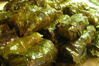 Ντολμαδάκια γιαλαντζί, με την παραδοσιακή συνταγή