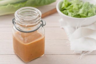 Φτιάξτε το τέλειο ντρέσινγκ με φιστικοβούτυρο