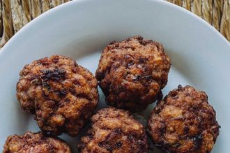 Δεκαπεντανόστιμοι κεφτέδες