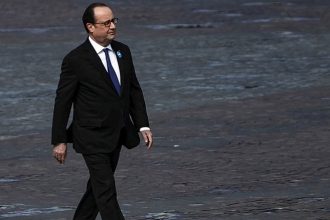 Πόσο πουλήθηκε το σκούτερ που χρησιμοποιούσε ο Ολάντ για να συναντήσει την ερωμένη του