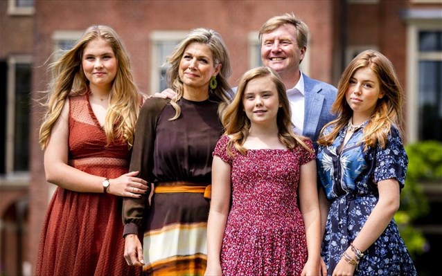 Κανένα εμπόδιο για τον θρόνο ο γάμος μεταξύ ατόμων του ίδιου φύλου!