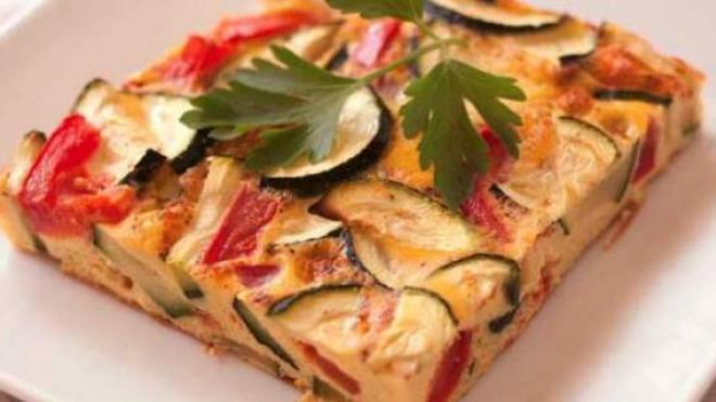 Ομελέτα φούρνου, με κολοκυθάκι