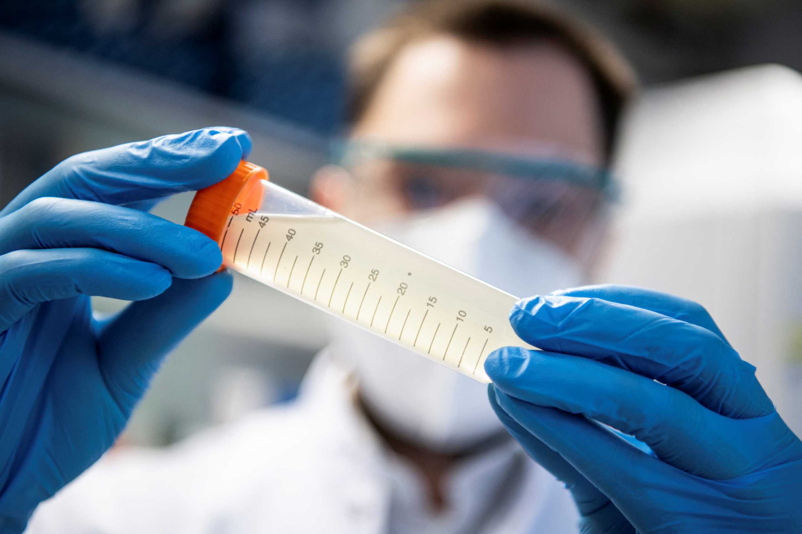 ΠΟΥ: Μισό εκατομμύριο νεκροί αφότου εντοπίστηκε η παραλλαγή Όμικρον