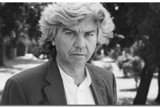 Το ξεδιάντροπο «εμείς»