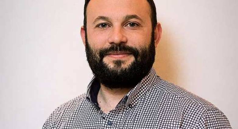 Ο Νίκος Μοίραλης για Βασίλη Αϊβαλή: Εύχομαι να αφήσεις την σφραγίδα σου στην πόλη