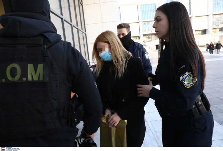 Πισπιρίγκου: "Μου είπαν να πω ότι την κεταμίνη μου την έδωσε ο Μάνος - Με χτύπησαν στη ΓΑΔΑ"