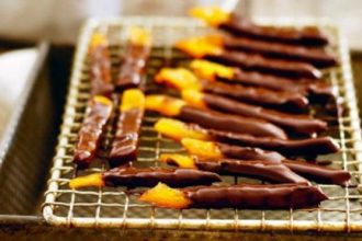 Σοκολατένιες φλούδες πορτοκαλιού - ΔΕΙΤΕ BINTEO