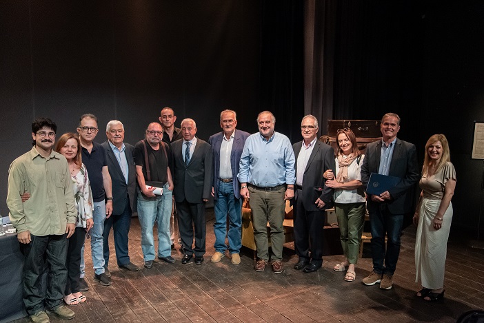 «Χρονικό του Πατραϊκού Τύπου 1840-1940», τιμήθηκε ο Νίκος Πολίτης για το έργο του (ΦΩΤΟ)