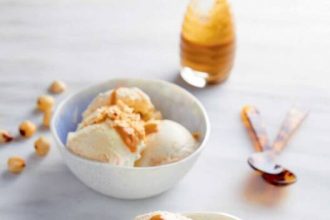 Εύκολο παγωτό καραμέλα με 3 υλικά