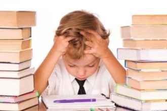 Συμβουλές για ένα παιδί που βαριέται να διαβάσει