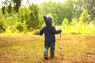 Η διαβίωση κοντά σε χώρους πρασίνου συνδέεται με λιγότερα συναισθηματικά προβλήματα σε παιδιά προσχολικής ηλικίας