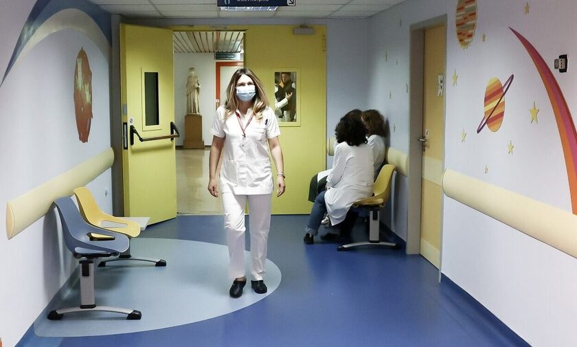 Καμπανάκι ΕΟΔΥ: «Σαρώνει» ο κοκκύτης - 230 κρούσματα έως τον Μάιο από μόλις 9 πέρυσι