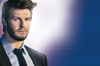 Στα "Αστέρια" τη Δευτέρα ο Πάνος Κιάμος