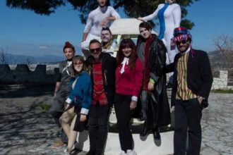 Λαϊκό θέατρο δρόμου σήμερα στο κέντρο της Πάτρας