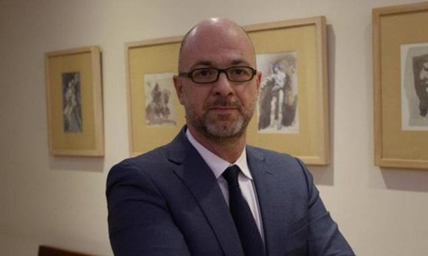 Στο πλευρό των αστυνομικών που δέχτηκαν επίθεση ο Πρόεδρος του Περιφερειακού Συμβουλίου