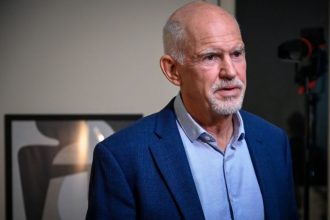 Νίκος Παπανδρέου: Ο αδερφός μου Γιώργος μένει με την μητέρα μου σε ένα νοικιασμένο σπίτι