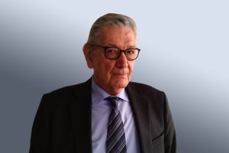 Οι αγορές δεν παίζουν...