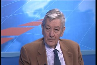 Οι δύο Ελλάδες και το αύριο..