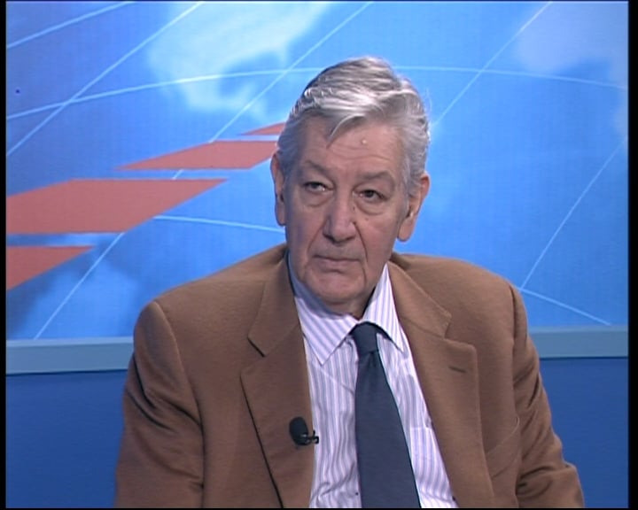 Είναι η απασχόληση όχι οι φόροι, ηλίθιε