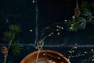 Παρφέ σοκολάτας με σταφίδες και κονιάκ