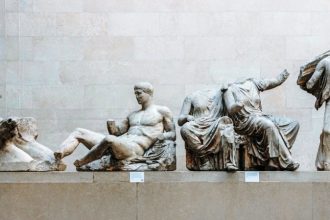 Guardian: «Πολύ προχωρημένες» οι συζητήσεις Αθήνας και Βρετανικού Μουσείου για τα Γλυπτά του Παρθενώνα - Κοντά σε συμφωνία επί της αρχής