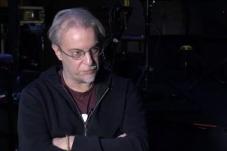 Μίλτος Πασχαλίδης: «Ο Θάνος Μικρούτσικος θα ήθελα να νιώθει ότι είμαι αντάξιος του»