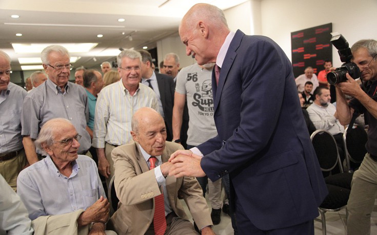 Ο Ανδρέας «ένωσε» Γεννηματά, Σημίτη και Παπανδρέου - ΦΩΤΟΓΡΑΦΙΕΣ