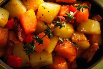 Δύο πατάτες με μπέικον, στο φούρνο