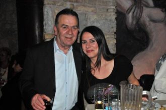 Τρυφερός μπαμπάς ο Χρήστος Πατούχας