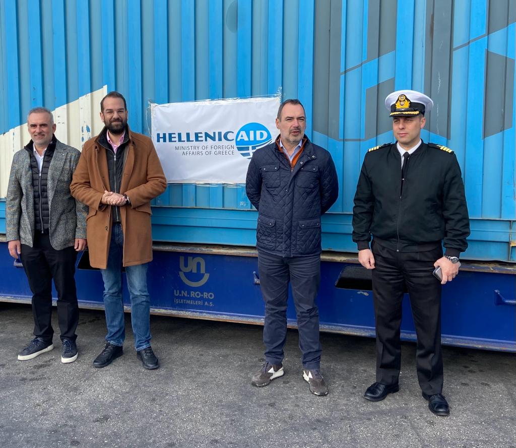 Αν. Κατσανιώτης: Από το λιμάνι της Πάτρας αναχώρησε η νέα ανθρωπιστική βοήθεια προς Τουρκία