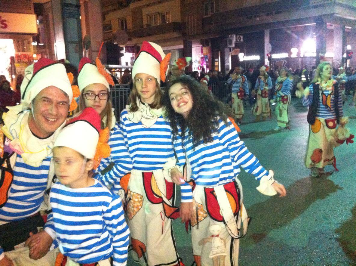 Πατρινό Καρναβάλι 2016: Νυχτερινή Ποδαράτη με χιλιάδες καρναβαλιστές - ΔΕΙΤΕ και άλλα ΒΙΝΤΕΟ και ΦΩΤΟΓΡΑΦΙΕΣ