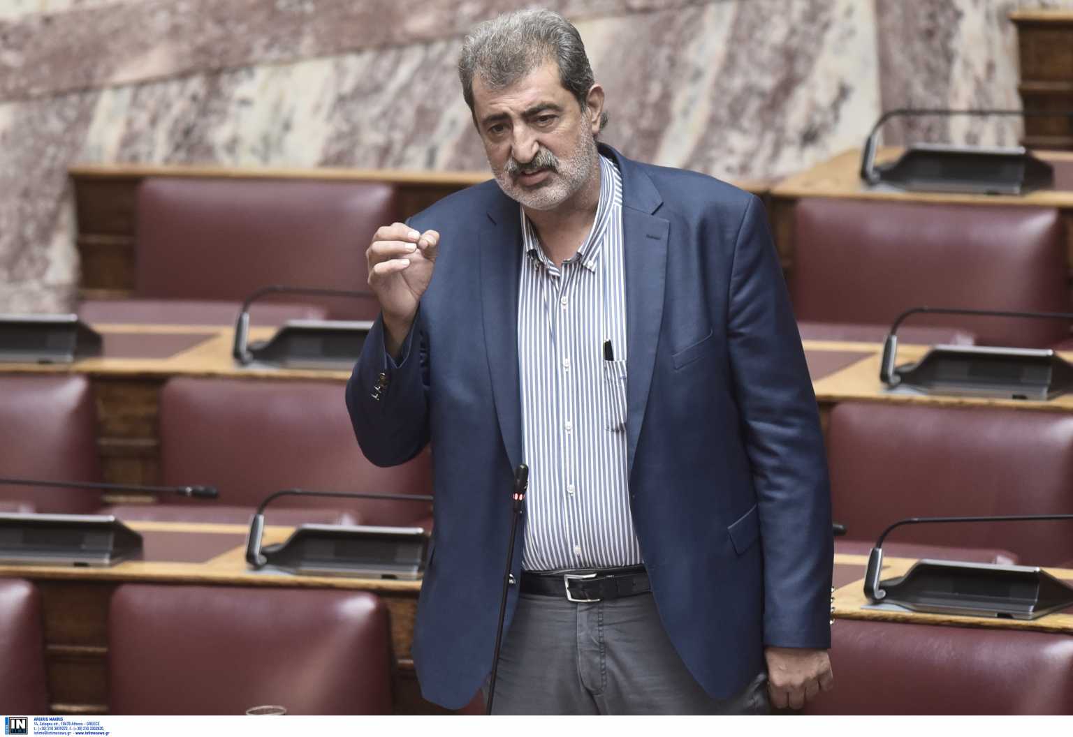 Στην «απομόνωση» ο Παύλος Πολάκης για τα εμβόλια: «Μας δυσκολεύεις»