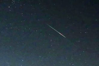 Αρκτίδες: Κορυφώνεται η «βροχή» από διάττοντες αστέρες - Σε ποιο σημείο κοιτάζουμε