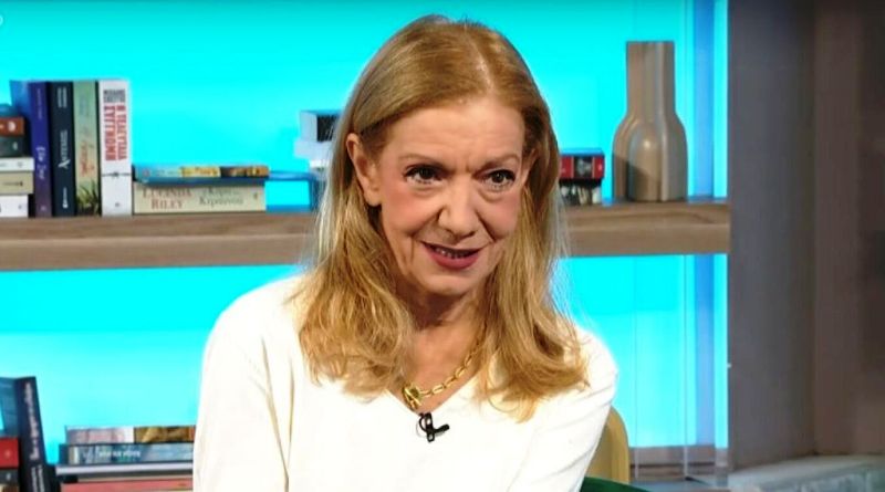 Πέμη Ζούνη: Στον έρωτα έχω γελοιοποιηθεί τόσες φορές όσες πρέπει