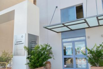 Επίσκεψη Θ. Βασιλόπουλου σε ζυθοποιίες της Αχαΐας