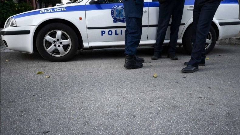 Πάτρα: Xτυπούσε τη γυναίκα του στο κέντρο της πόλης μπροστά στους περαστικούς