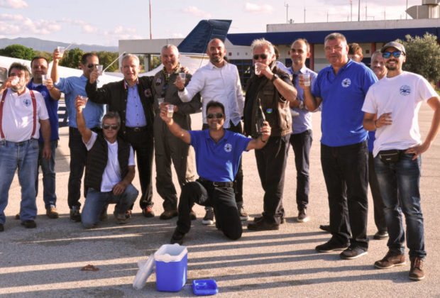 H Αερολέσχη Πατρών στον Άραξο - Με piper πάνω από την Στροφιλιά -ΦΩΤΟ