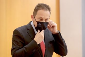 Τα όμορφα fake news, όμορφα καίγονται...