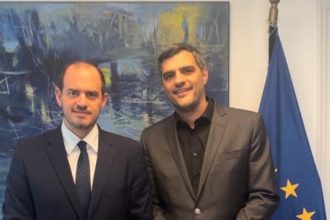 Συνάντηση του πολιτευτή Αχαΐας με την Νέα Δημοκρατία Ανδρέα Τσώκου με τον Υφυπουργό Εξωτερικών Γιώργο Κώτσηρα