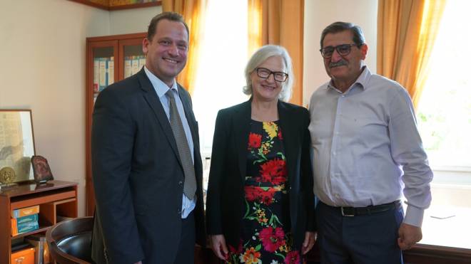 Εθιμοτυπικές συναντήσεις Πελετίδη με την Πρέσβειρα της Αυστρίας και τον Πρέσβη της Ινδίας