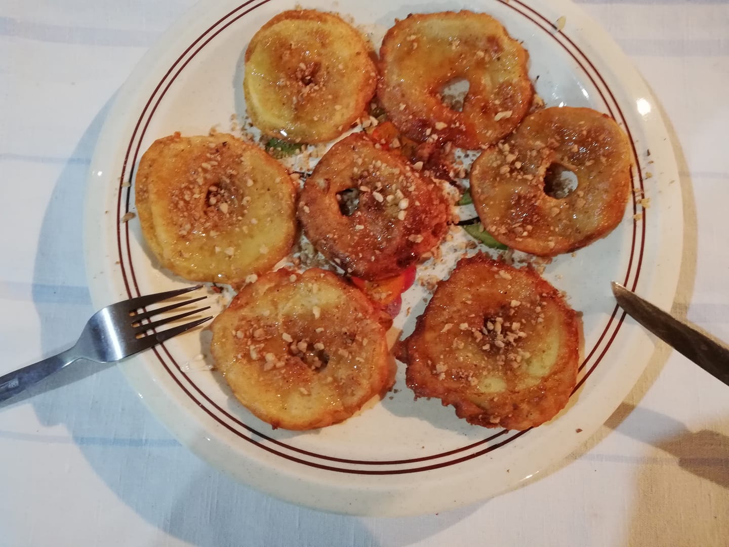 Φτιάξαμε τα τηγανητά μήλα της Γεωργίας Πήττα και ξετρελαθήκαμε! Δείτε την απλή και γρήγορη συνταγή