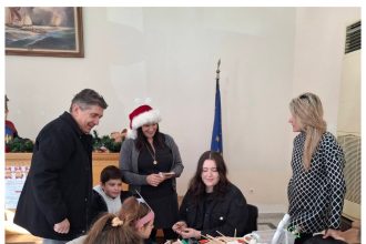 Χριστουγεννιάτικη παιδική φιλανθρωπική εκδήλωση στο Δήμο Δυτικής Αχαΐας - ΦΩΤΟ
